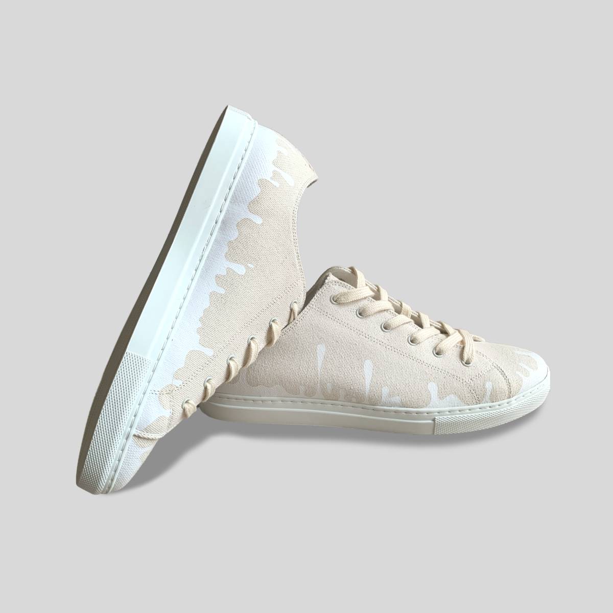 Mirage Canvas Low-Top — Beige/Sandy Canvas Sneakers