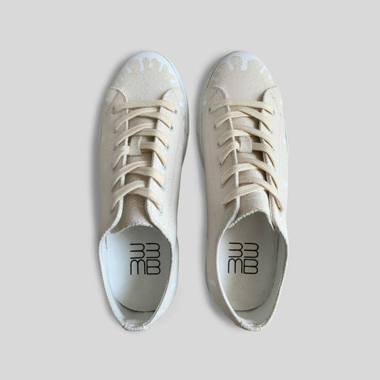 Mirage Canvas Low-Top — Beige/Sandy Canvas Sneakers